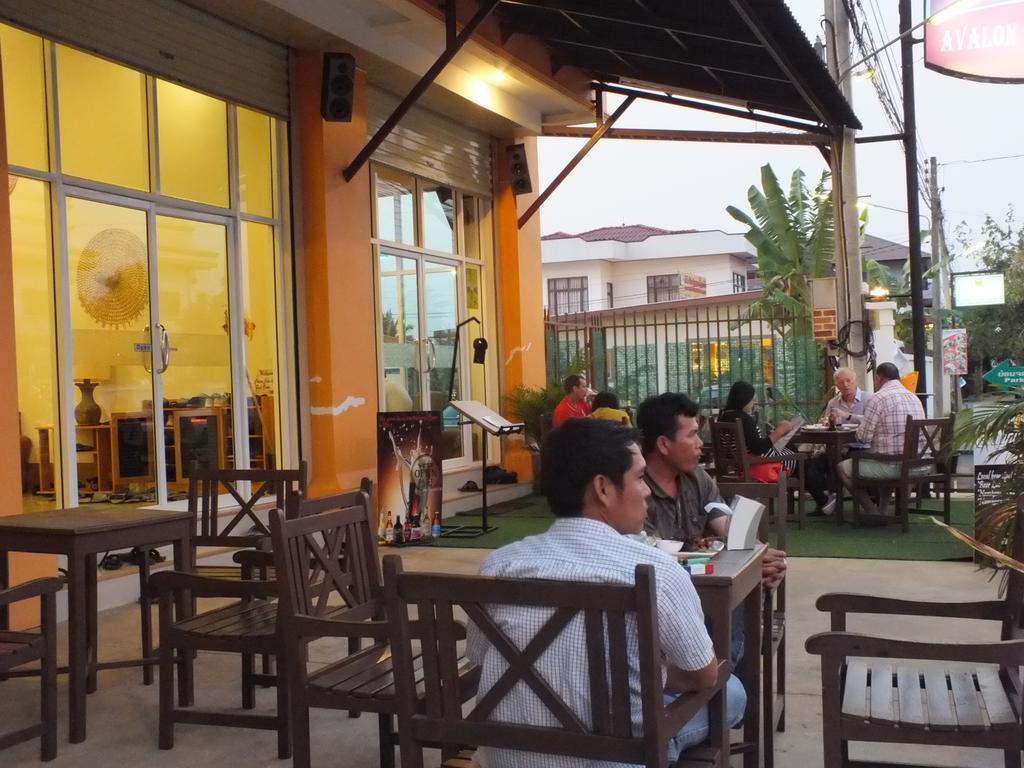 Avalon Residence Savannakhet Buitenkant foto