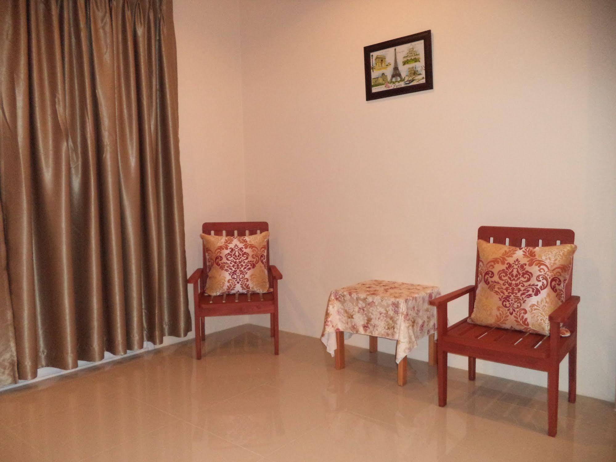 Avalon Residence Savannakhet Buitenkant foto