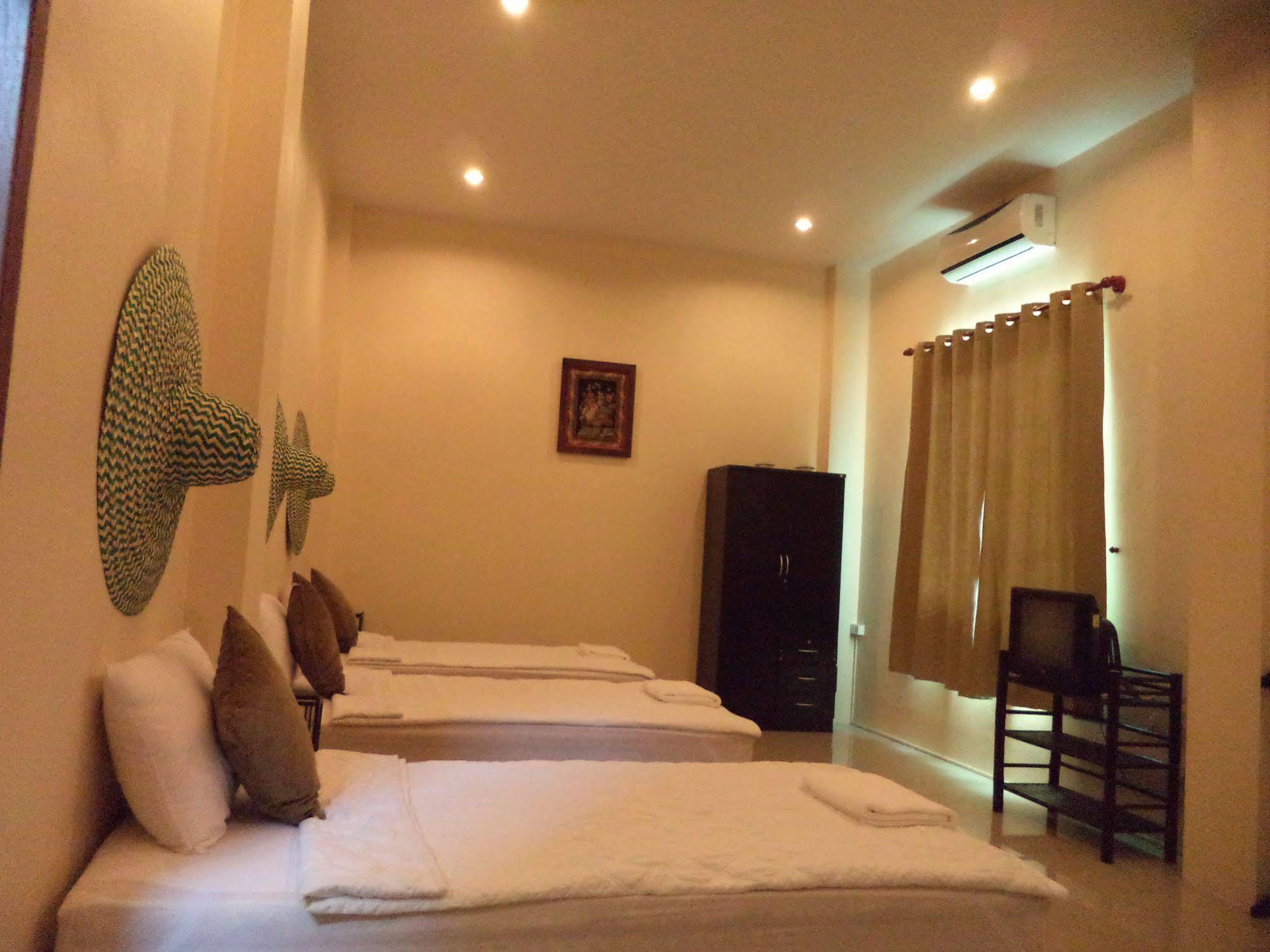 Avalon Residence Savannakhet Buitenkant foto