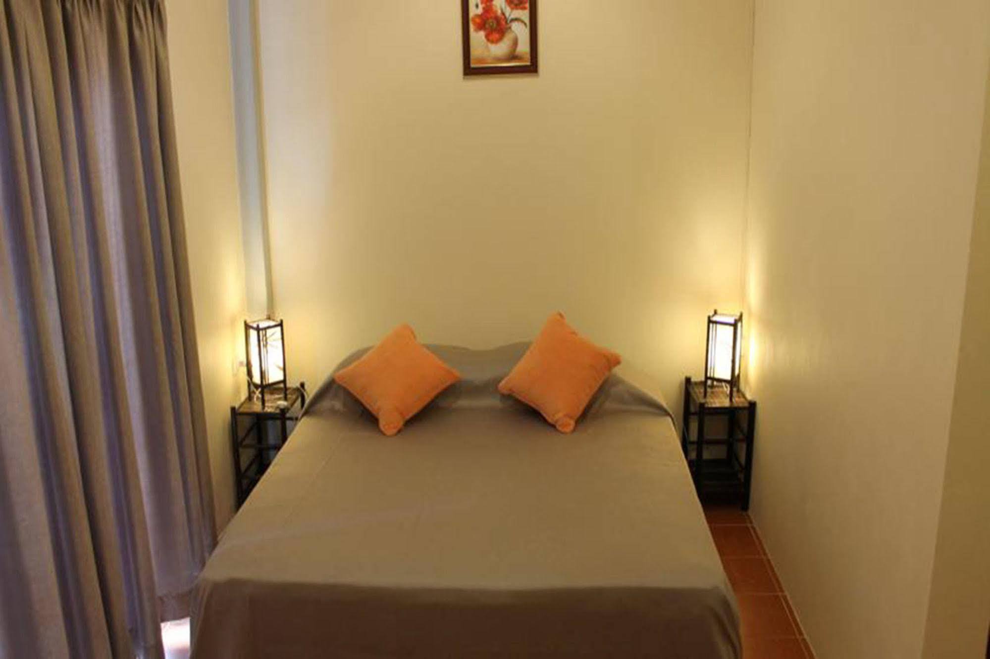 Avalon Residence Savannakhet Buitenkant foto